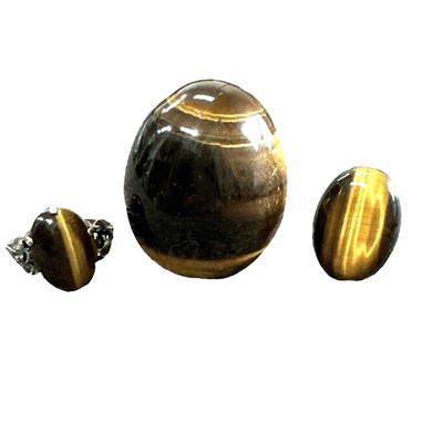 Lot 116 - Two silver and Tigers eye rings and a Tigers...