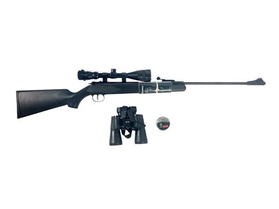 Lot 69 - A Sportsmarketing SYNSG 22 calibre air rifle