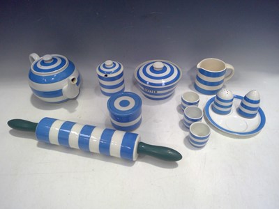 Lot 1 - A Selection of T G Green Cornish Ware.