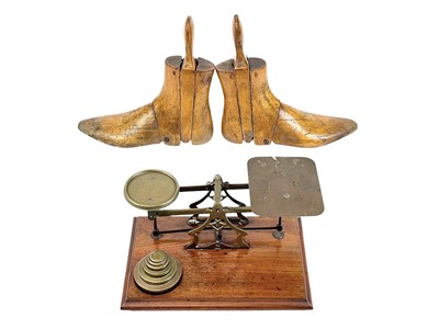 Lot 49 - A set of Victorian mahogany and brass postal scales, by Avery.