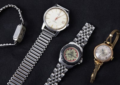 Lot 196 - A selection of four wristwatches for repair and spares.