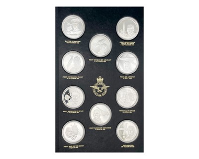 Lot 86 - A History of Man in Flight for the Royal Airforce Museum - a set of 50 silver medals.