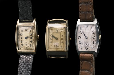 Lot 221 - Three Art Deco gentleman's manual wind tank wristwatches.