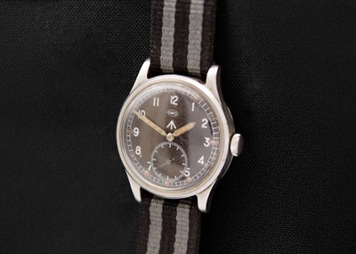 Lot 88 - IWC - A military issue 'Dirty Dozen' stainless steel gentleman's manual wind wristwatch.