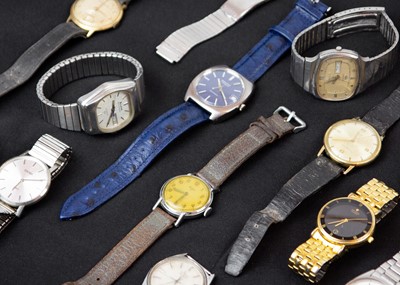 Lot 223 - A selection of seven quartz gents wristwatches with other three mechanical wristwatches