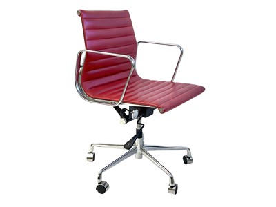 Lot 1140 - An Eames 'EA117 Aluminium Group' desk chair.