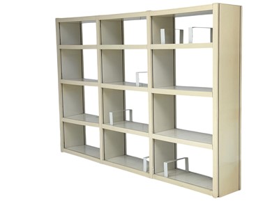 Lot 1059 - An Artemide plastic three-section adjustable bookcase.
