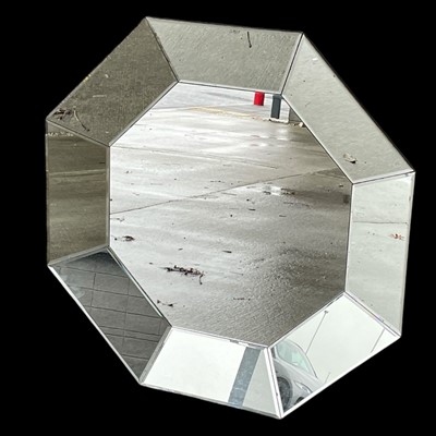 Lot 142 - A Modern Octaganal Concave Faceted Mirror 92cm...