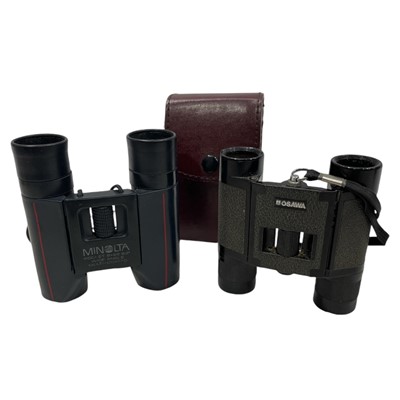 Lot 155 - A pair of Minolta pocket 8 x 22 binoculars and...