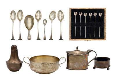 Lot 70 - A selection of hallmarked silver items.