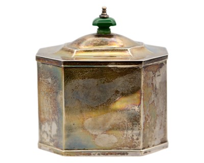 Lot 92 - A good George V silver tea caddy with green glass finial by S. Blanckensee & Son Ltd.