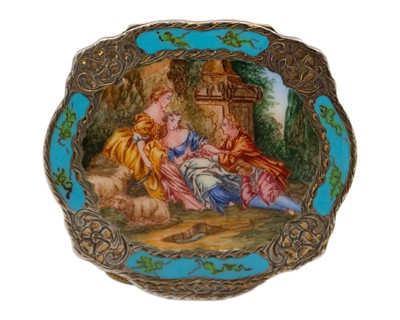 Lot 123 - Vintage Italian silver-gilt and enamel decorated compact.