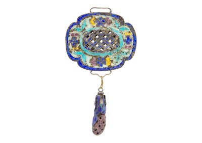 Lot 19 - A Chinese cloisonne enamel-decorated white metal pendant.