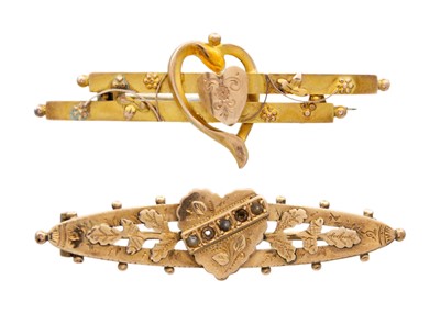 Lot 35 - Two 9k gold heart-shaped design brooches.