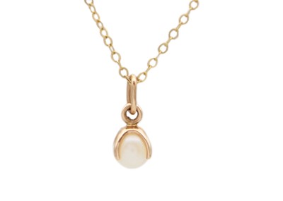 Lot 57 - A 9k gold white pearl pendant necklace, boxed.