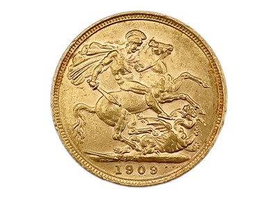 Lot 30 - An Edward VII 1909 Melbourne Mint full sovereign gold coin.