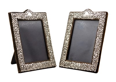 Lot 289 - A pair of modern Victorian-style silver-mounted photograph frames by Keyford Frames Ltd.