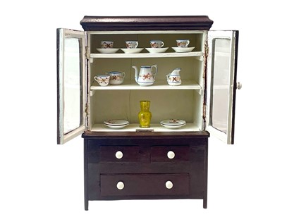 Lot 276 - An early 20th century miniature dresser.