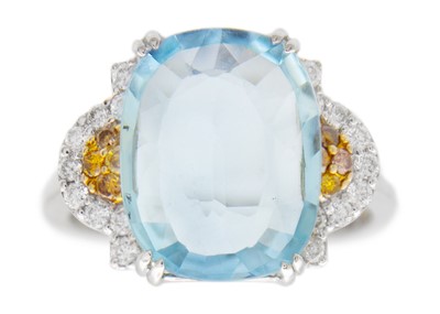 Lot 176 - A stylish 18k white gold aquamarine and diamond set dress ring.