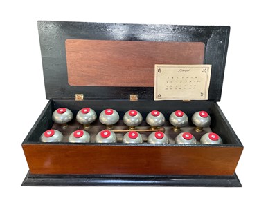 Lot 7 - A cased set of Glockenspiel bells