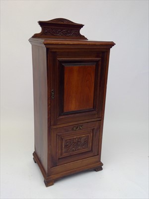 Lot 3420 - A late Victorian walnut music cabinet, 117 x...