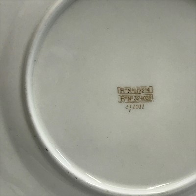 Lot 1029 - A White Star Line First Class dinner plate,...