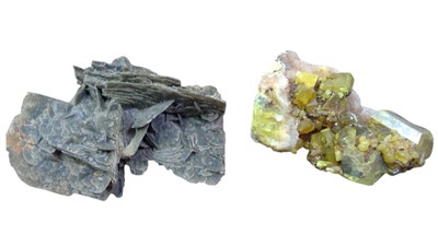 Lot 111 - Minerals