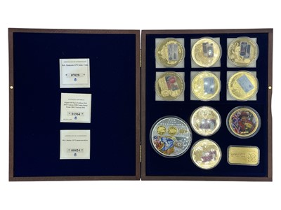 Lot 130 - A Windsor Mint British Banknote Commemorative Strike set of eight gold-plated 'British banknotes' coins.