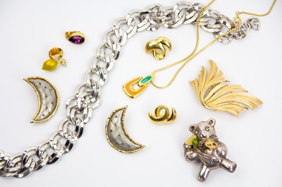 Lot 283 - A selection of branded costume jewellery.