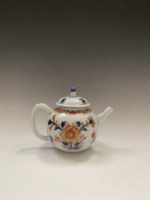 Lot 66 - Two Chinese spherical Imari porcelain teapots,...