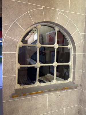 Lot 1375 - GWR Station Architectural Features.