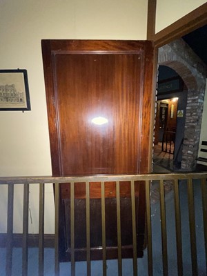 Lot 1375 - GWR Station Architectural Features.