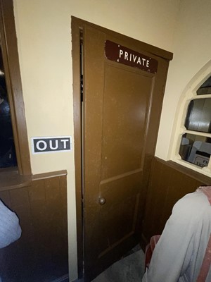 Lot 1375 - GWR Station Architectural Features.