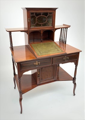 Lot 3474 - An Arts & Crafts mahogany lady's writing desk,...