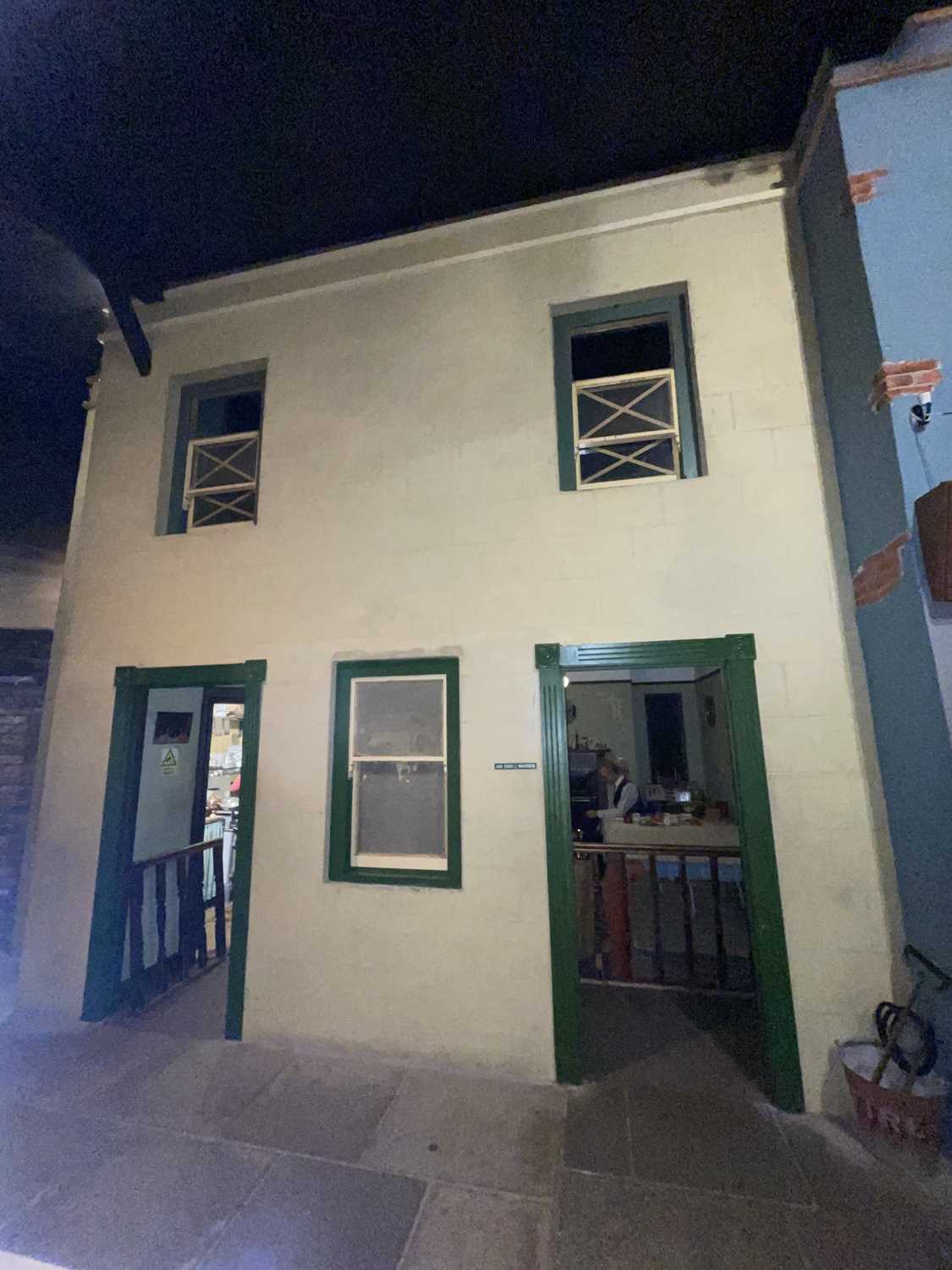 Lot 1371 - House by the Bull Pub Complete Building.