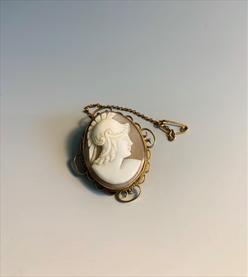 Lot 2588 - A gold mounted cameo brooch