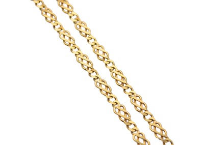 Lot 196 - A 9k gold fancy curb and knot link 24" neck chain.