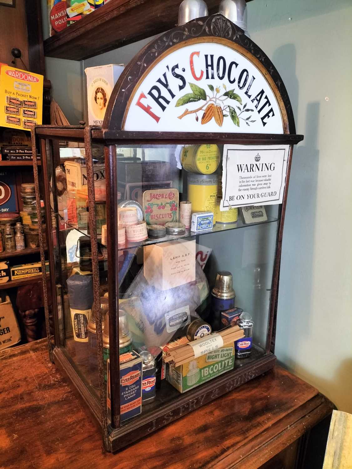 Lot 901 - Britain in the Blitz