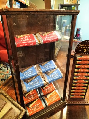 Lot 904 - Britain in the Blitz