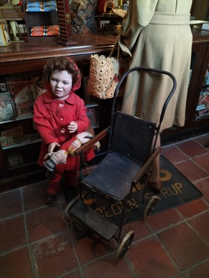 Lot 909 - Britain in the Blitz