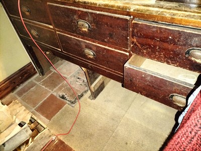 Lot 910 - Britain in the Blitz