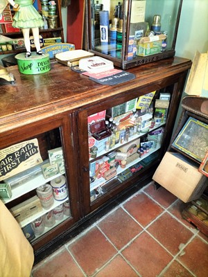 Lot 910 - Britain in the Blitz