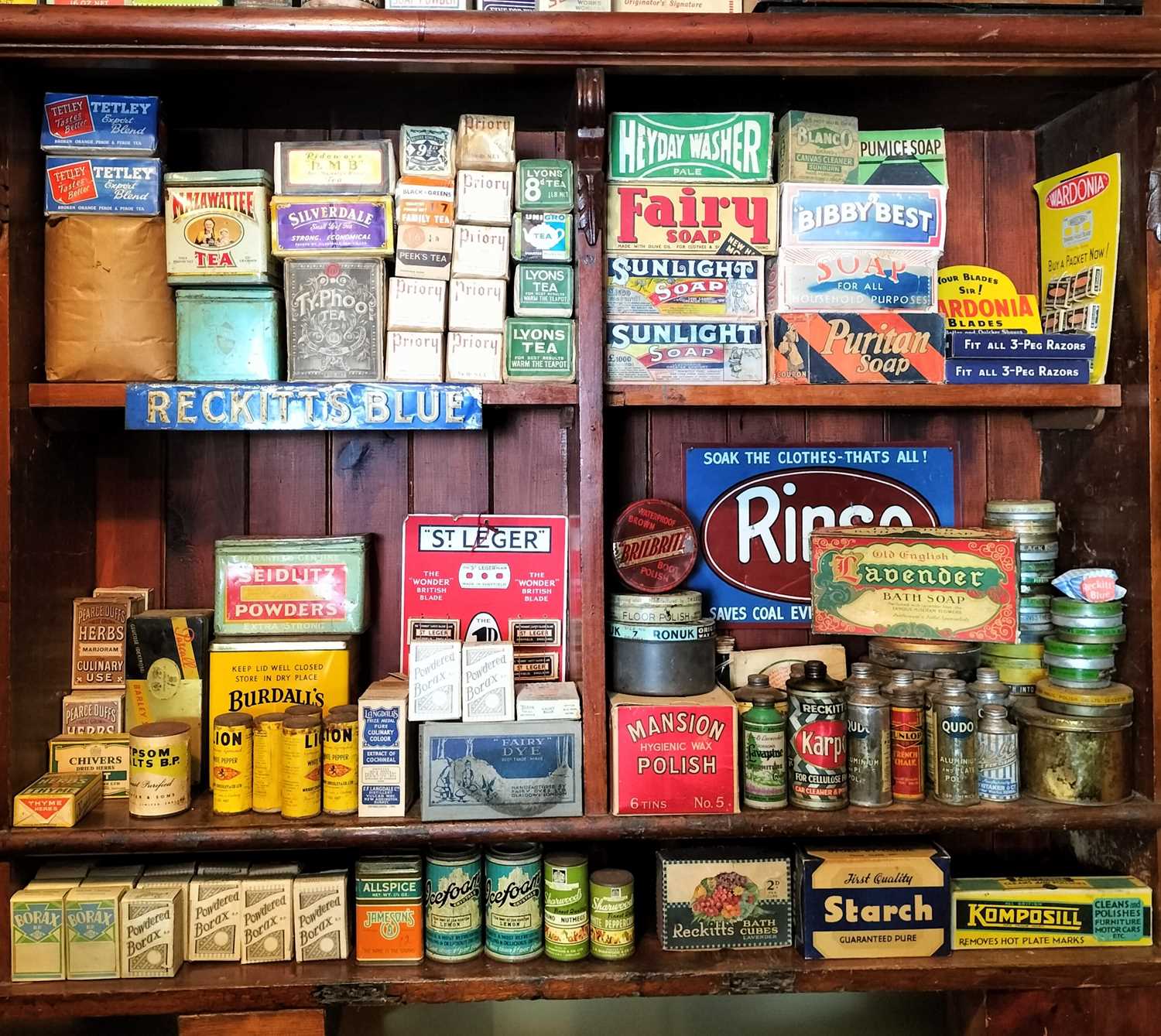 Lot 914 - Britain in the Blitz