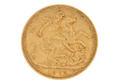 Lot 251 - A 1905 Sydney mint full sovereign gold coin.