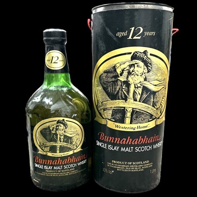 Lot 12 - A boxed 12yr old, Bunnahabhain Single Islay...