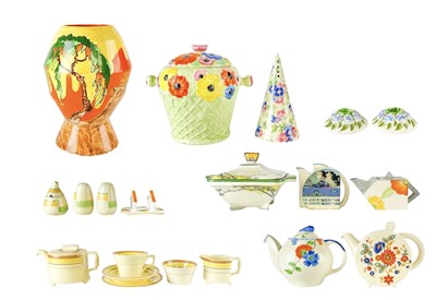 Lot 297 - A collection of 20th century ceramics.