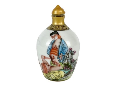 Lot 655 - A Chinese porcelain snuff bottle.