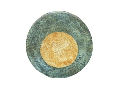 Lot 294 - A Troika pottery wheel vase.