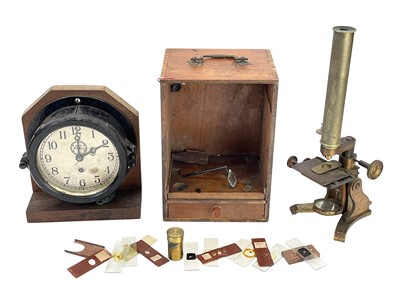 Lot 398 - A WWII American US Navy Ships Bulkhead Clock, by Chelsea.