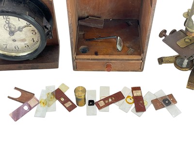Lot 398 - A WWII American US Navy Ships Bulkhead Clock, by Chelsea.